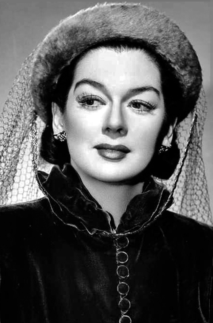 Rosalind Russell-Moxie to be&nbsp;Admired